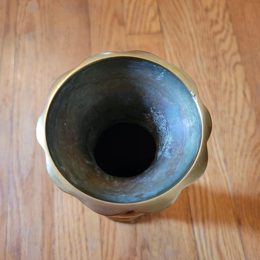 Vintage Brass Bronze Vase Fluted Top Pedestal Base Table Decor Whimsigoth Luxury